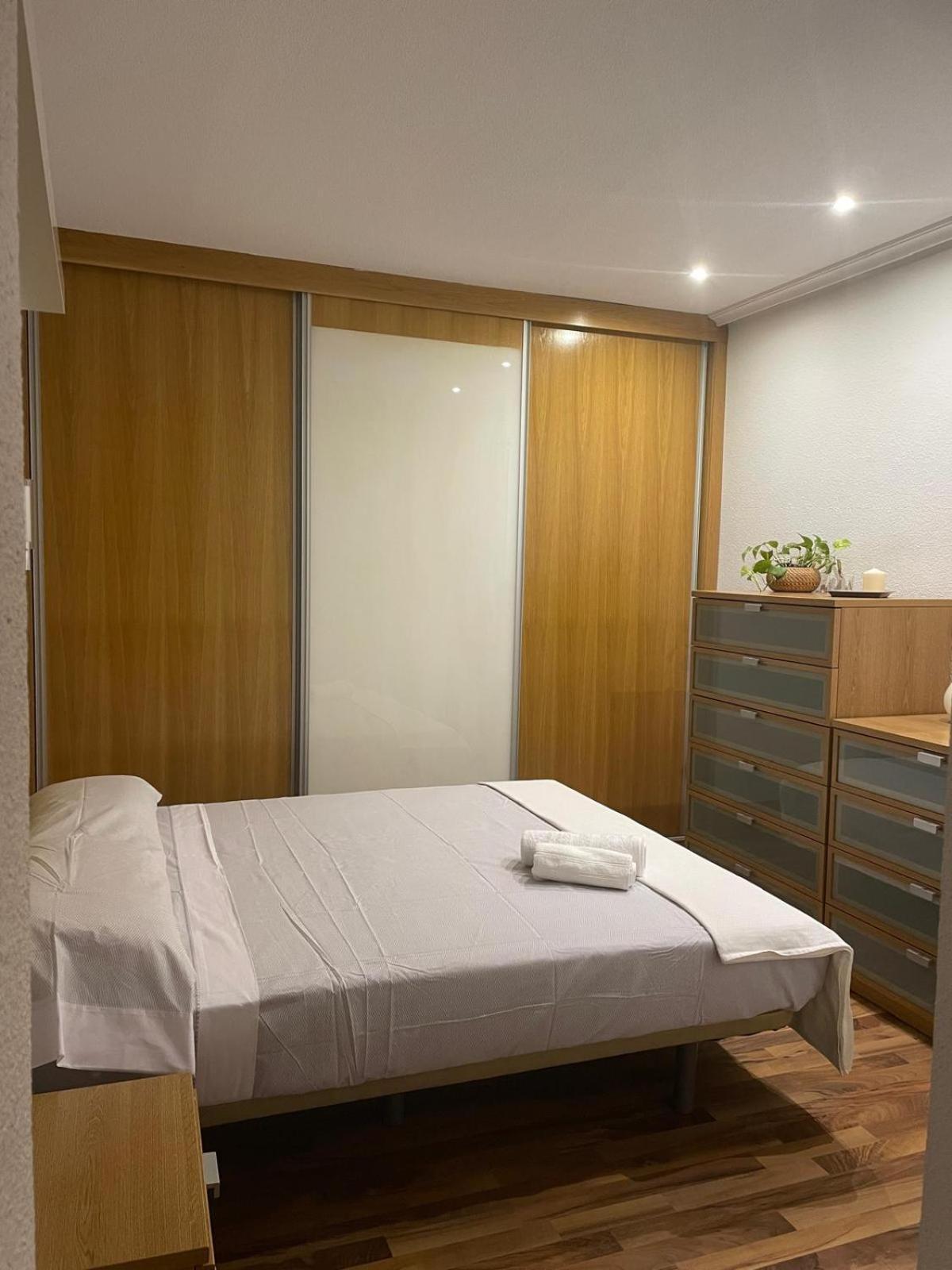 Piso Centrico En Elche Apartment Ngoại thất bức ảnh