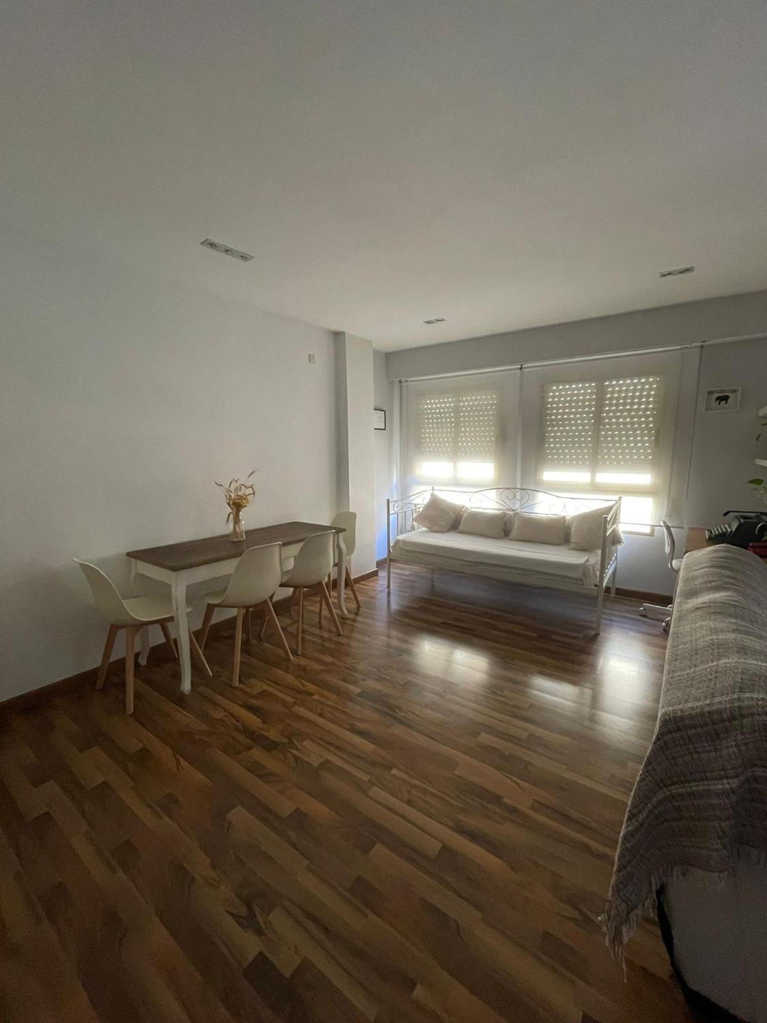 Piso Centrico En Elche Apartment Ngoại thất bức ảnh