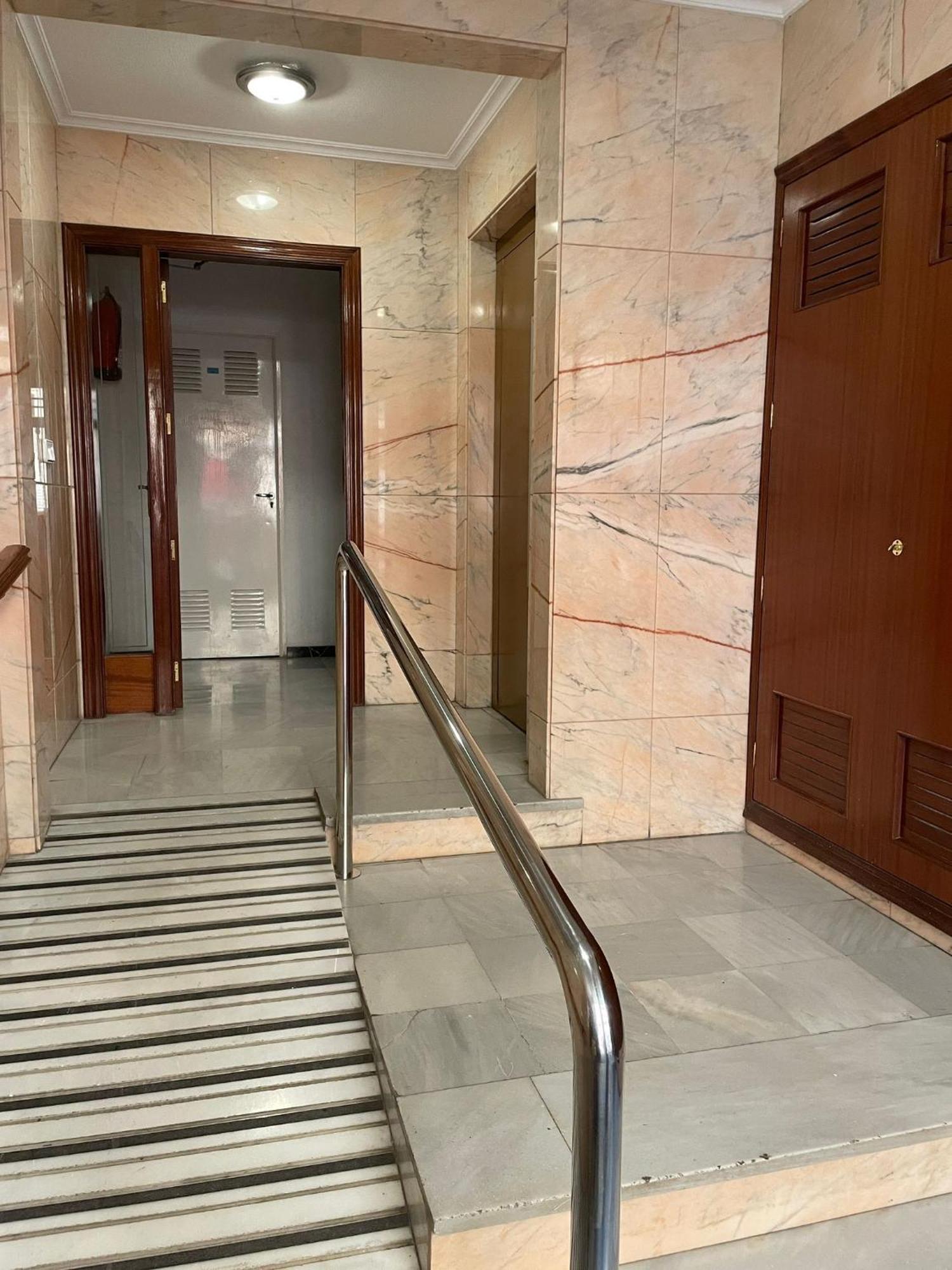 Piso Centrico En Elche Apartment Ngoại thất bức ảnh